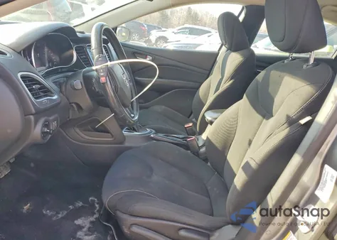 2013 Dodge Dart Sxt z USA, uszkodzony, nr VIN 1C3CDFBA7DD346110